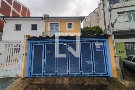 Casa à venda com 310m², 3 quartos e 3 vagasFachada