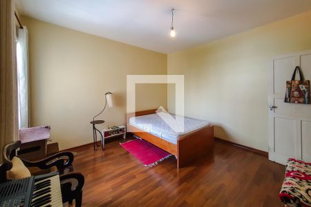 Casa à venda com 310m², 3 quartos e 3 vagasQuarto 2