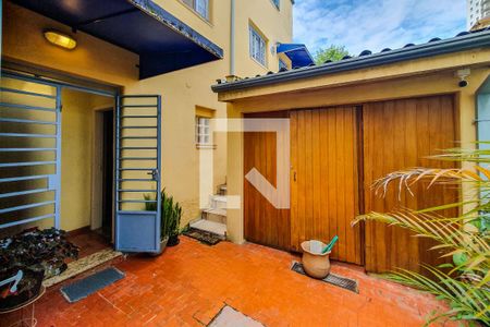 Casa à venda com 310m², 3 quartos e 3 vagasQuintal