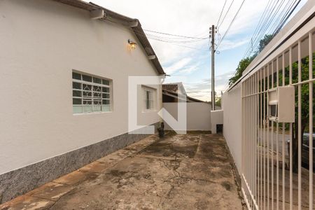 Casa para alugar com 70m², 2 quartos e 2 vagas Casa para alugar com 70m², 2 quartos e 2 vagasÁrea Externa