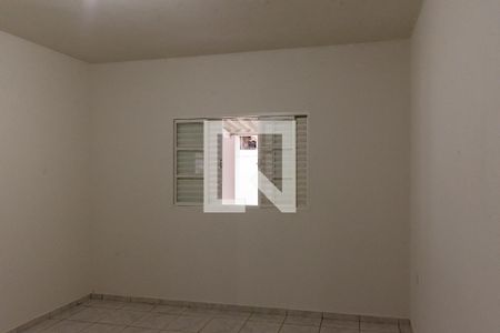 Casa para alugar com 70m², 2 quartos e 2 vagas Casa para alugar com 70m², 2 quartos e 2 vagasQuarto 2