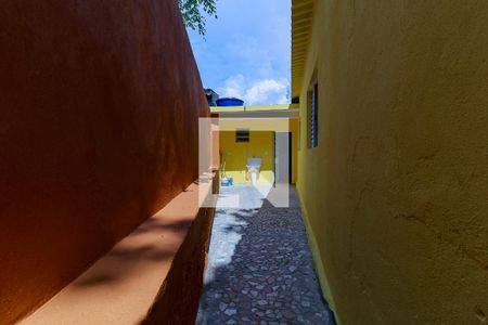 Casa para alugar com 68m², 3 quartos e 1 vagaÁrea de Serviço