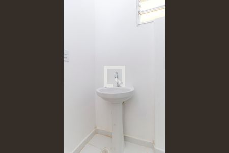 Casa para alugar com 68m², 3 quartos e 1 vagaBanheiro