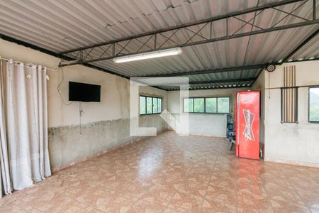 Casa de condomínio à venda com 400m², 3 quartos e 3 vagasTerraço