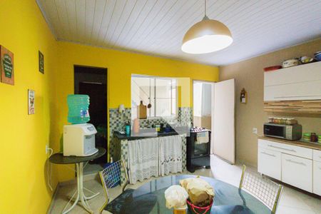 Casa de condomínio à venda com 400m², 3 quartos e 3 vagasCozinha