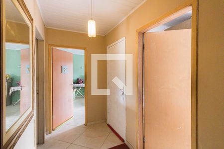 Casa de condomínio à venda com 400m², 3 quartos e 3 vagasCorredor