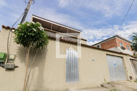 Casa de condomínio à venda com 400m², 3 quartos e 3 vagasFachada