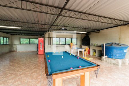 Casa de condomínio à venda com 400m², 3 quartos e 3 vagasTerraço