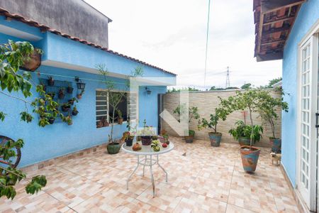 Casa à venda com 250m², 2 quartos e 3 vagasQuintal