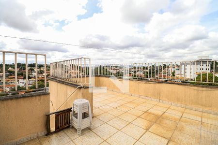 Apartamento à venda com 170m², 4 quartos e 2 vagas Apartamento à venda com 170m², 4 quartos e 2 vagasTerraço