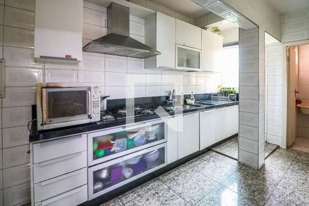 Apartamento à venda com 170m², 4 quartos e 2 vagas Apartamento à venda com 170m², 4 quartos e 2 vagasCozinha