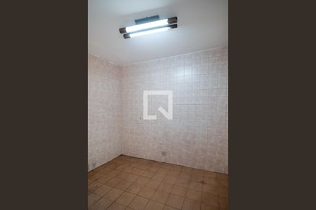 Casa para alugar com 180m², 2 quartos e 2 vagas Casa para alugar com 180m², 2 quartos e 2 vagasQuarto de Serviço