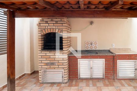 Casa para alugar com 180m², 2 quartos e 2 vagas Casa para alugar com 180m², 2 quartos e 2 vagasÁrea Externa / Churrasqueira