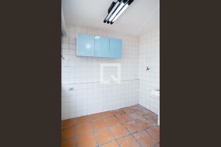 Casa para alugar com 180m², 2 quartos e 2 vagas Casa para alugar com 180m², 2 quartos e 2 vagasLavanderia