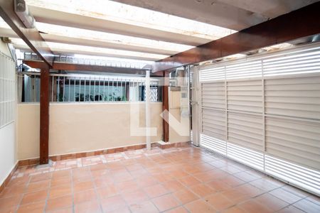 Casa para alugar com 180m², 2 quartos e 2 vagas Casa para alugar com 180m², 2 quartos e 2 vagasGaragem