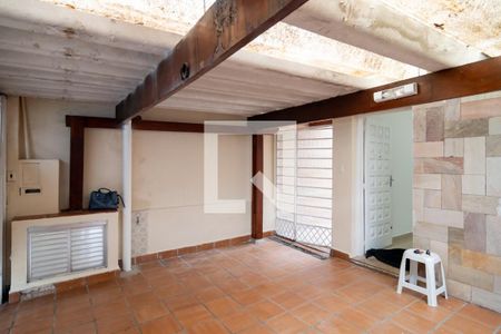 Casa para alugar com 180m², 2 quartos e 2 vagas Casa para alugar com 180m², 2 quartos e 2 vagasGaragem