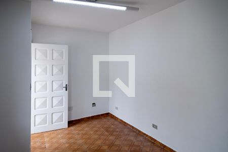 Casa para alugar com 180m², 2 quartos e 2 vagas Casa para alugar com 180m², 2 quartos e 2 vagasEdícula
