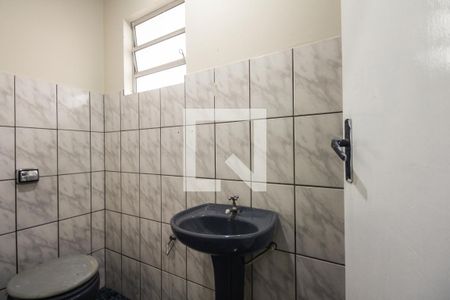 Casa à venda com 200m², 3 quartos e 3 vagas Casa à venda com 200m², 3 quartos e 3 vagasLavabo