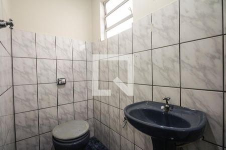 Casa à venda com 200m², 3 quartos e 3 vagas Casa à venda com 200m², 3 quartos e 3 vagasLavabo