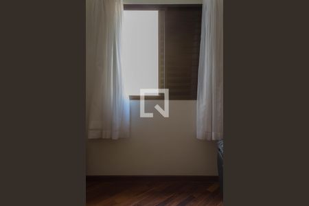 Casa à venda com 200m², 3 quartos e 5 vagasQuarto 2