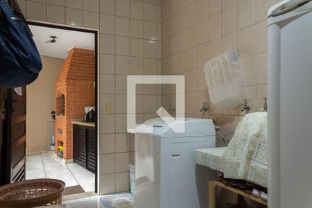 Casa à venda com 200m², 3 quartos e 5 vagasÁrea de Serviço