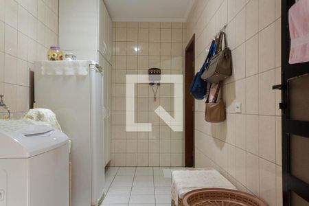 Casa à venda com 200m², 3 quartos e 5 vagasÁrea de Serviço