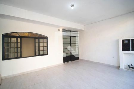 Garagem de casa à venda com 6 quartos, 220m² em Picanço, Guarulhos