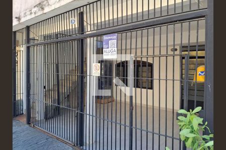 Fachada de casa à venda com 6 quartos, 220m² em Picanço, Guarulhos