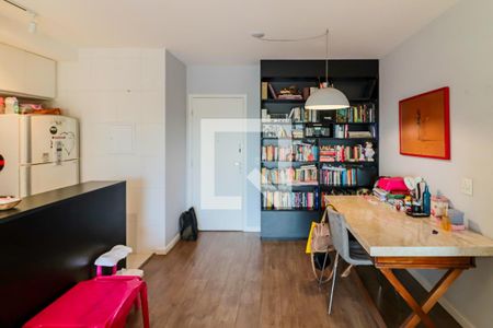 Sala de apartamento à venda com 2 quartos, 57m² em Jardim Esmeralda, São Paulo