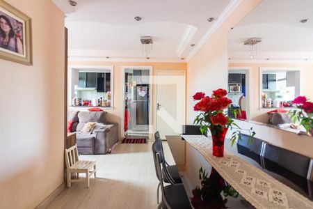 Sala  de apartamento à venda com 2 quartos, 55m² em Jardim Roberto, Osasco