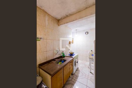 Cozinha  de casa para alugar com 2 quartos, 80m² em Jardim Gonzaga, São Paulo