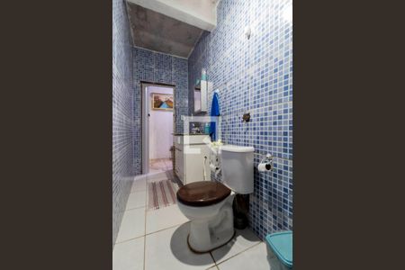 Casa para alugar com 80m², 2 quartos e sem vaga Casa para alugar com 80m², 2 quartos e sem vagaBanheiro