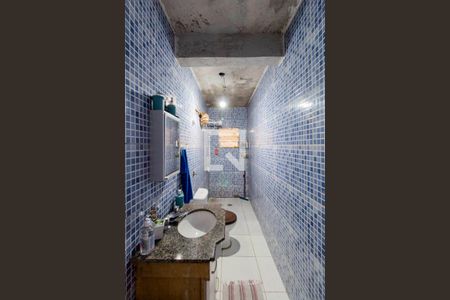 Banheiro  de casa para alugar com 2 quartos, 80m² em Jardim Gonzaga, São Paulo