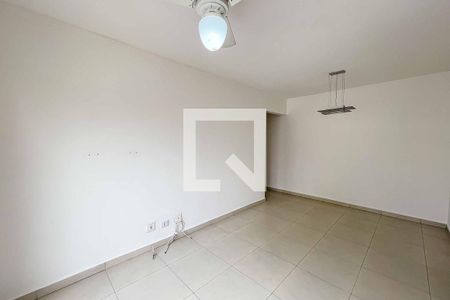 Sala  de apartamento para alugar com 2 quartos, 59m² em Santa Teresinha, São Paulo