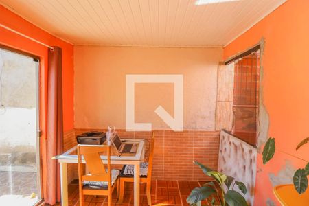 Casa à venda com 220m², 2 quartos e 2 vagas Casa à venda com 220m², 2 quartos e 2 vagasQuarto 2