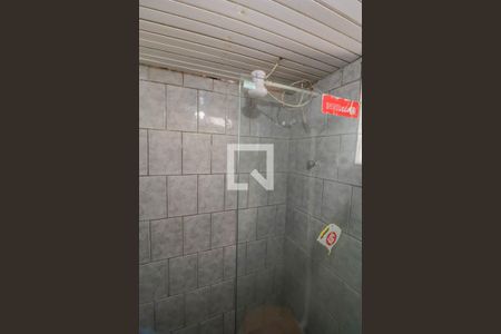 Casa à venda com 220m², 2 quartos e 2 vagas Casa à venda com 220m², 2 quartos e 2 vagasBanheiro de serviço