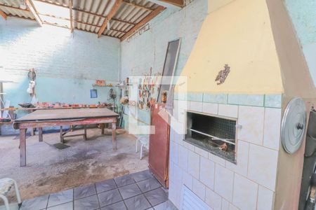 Casa à venda com 220m², 2 quartos e 2 vagas Casa à venda com 220m², 2 quartos e 2 vagasÁrea de Serviço