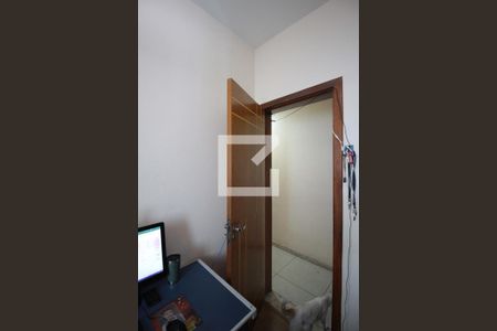 Casa à venda com 473m², 5 quartos e 5 vagasQuarto 4