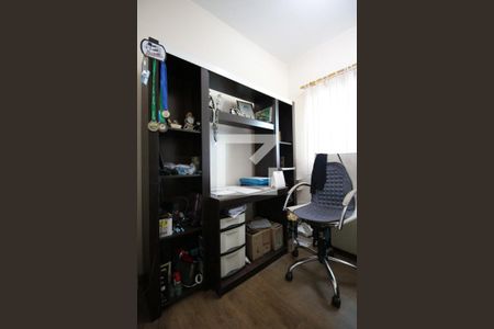 Casa à venda com 473m², 5 quartos e 5 vagasQuarto 4