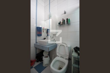 Casa à venda com 473m², 5 quartos e 5 vagasBanheiro Social