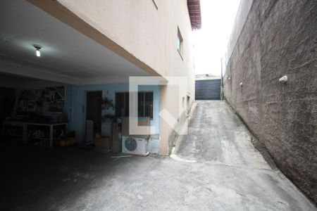 Casa à venda com 473m², 5 quartos e 5 vagasGaragem