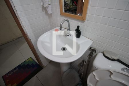 Casa à venda com 473m², 5 quartos e 5 vagasAndar Inferior | Banheiro da Suite 1