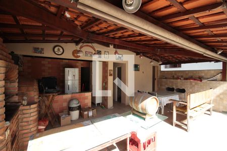 Casa à venda com 473m², 5 quartos e 5 vagasArea Gourmet