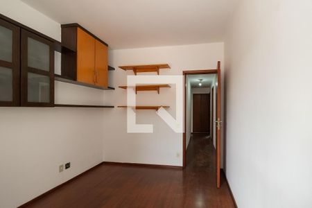 Apartamento à venda com 140m², 3 quartos e 2 vagasQuarto 2