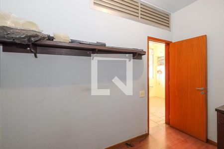 Apartamento à venda com 140m², 3 quartos e 2 vagasQuarto de Serviço