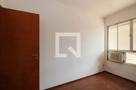 Apartamento à venda com 140m², 3 quartos e 2 vagasQuarto 2