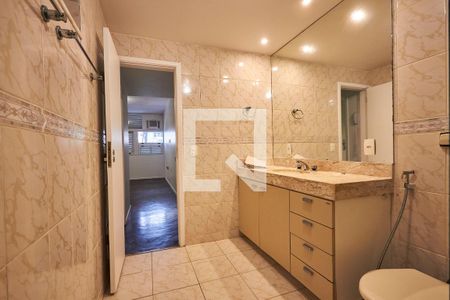 Apartamento à venda com 180m², 3 quartos e 1 vagaBanheiro