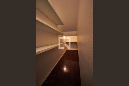 Apartamento à venda com 180m², 3 quartos e 1 vagaEscritório