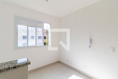 Sala de apartamento para alugar com 2 quartos, 35m² em Jardim Celeste, São Paulo