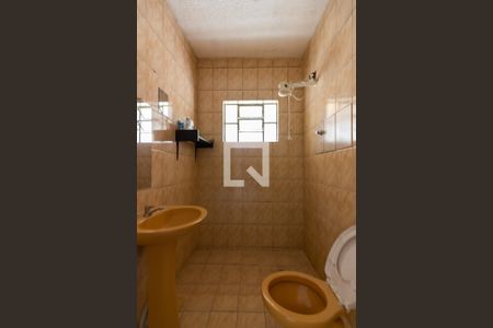 Banheiro de casa para alugar com 1 quarto, 125m² em Veloso, Osasco